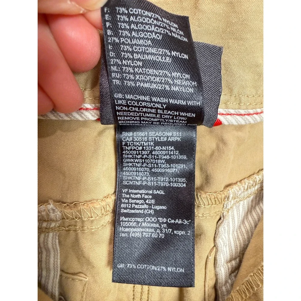 The North Face Mens 40 Tan Khaki Brown‎ Cotton Blend Button Fly Shorts Outdoors